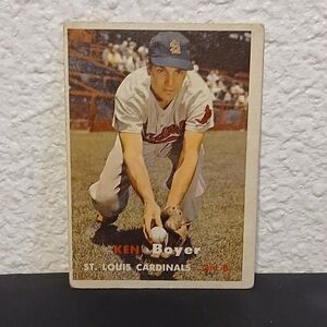 1957 TOPPS KEN BOYER CARD #122 ST LOUIS CARDINALS